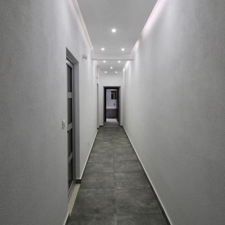 אוטייהא Apartments Komina מראה חיצוני תמונה