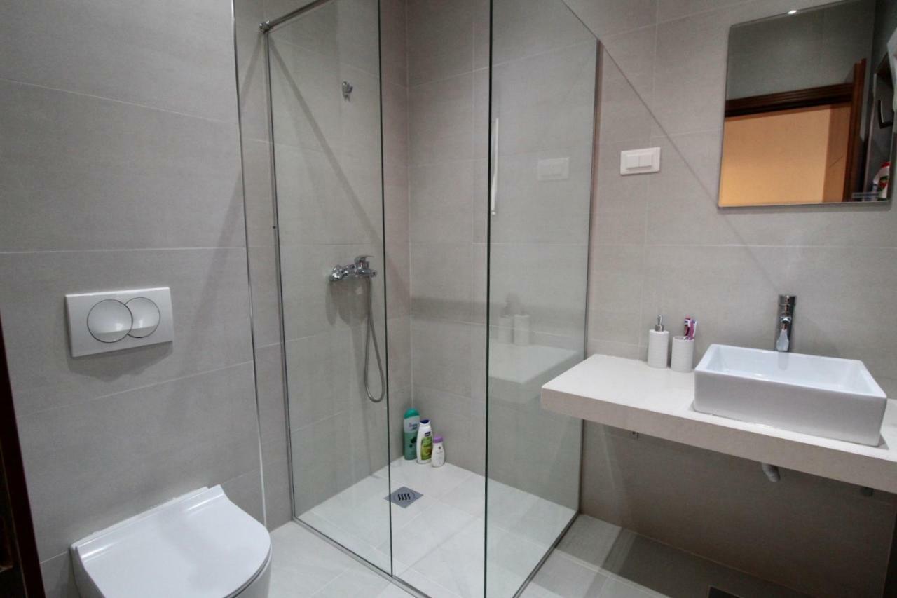 אוטייהא Apartments Komina מראה חיצוני תמונה