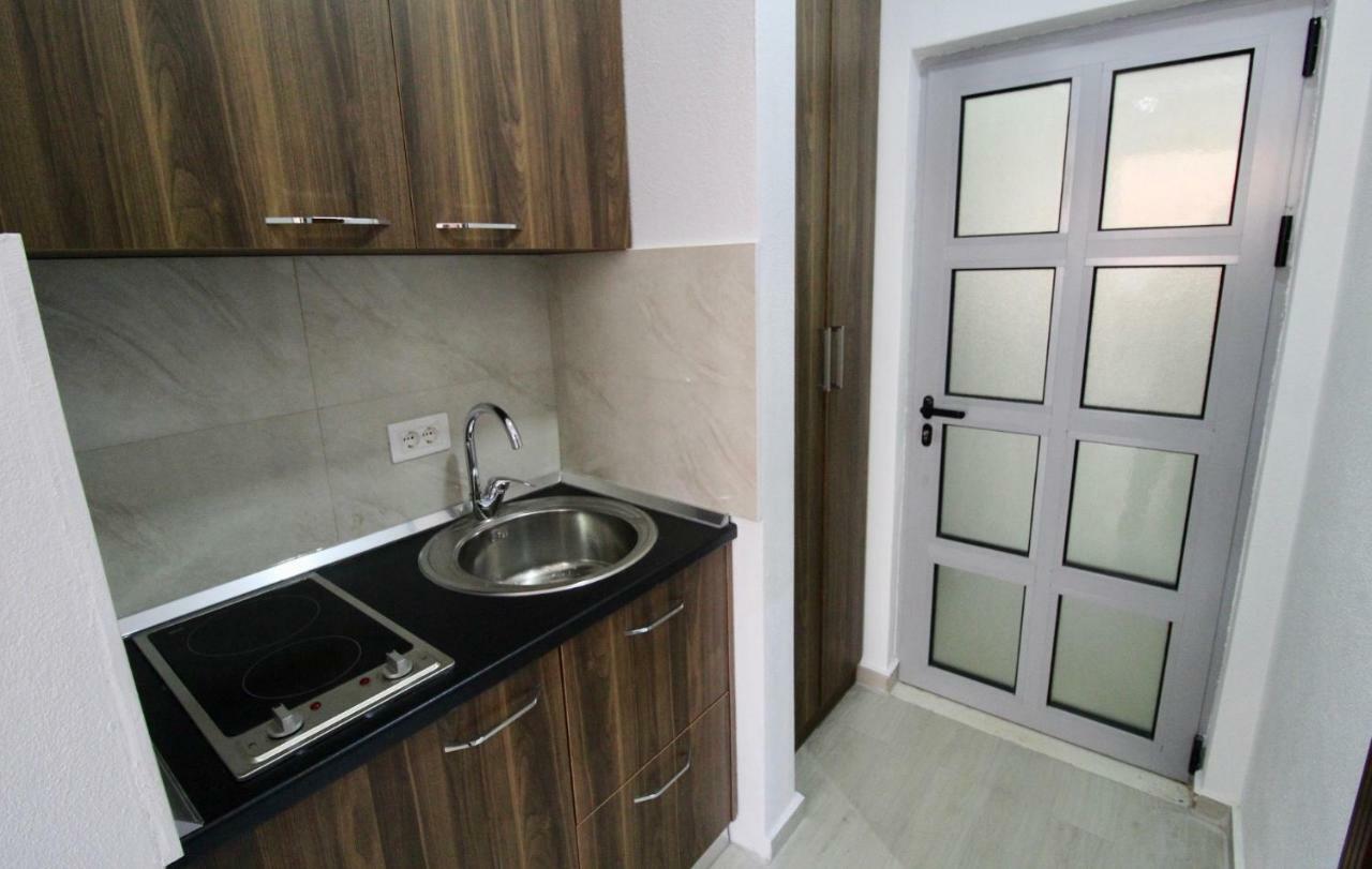 אוטייהא Apartments Komina מראה חיצוני תמונה