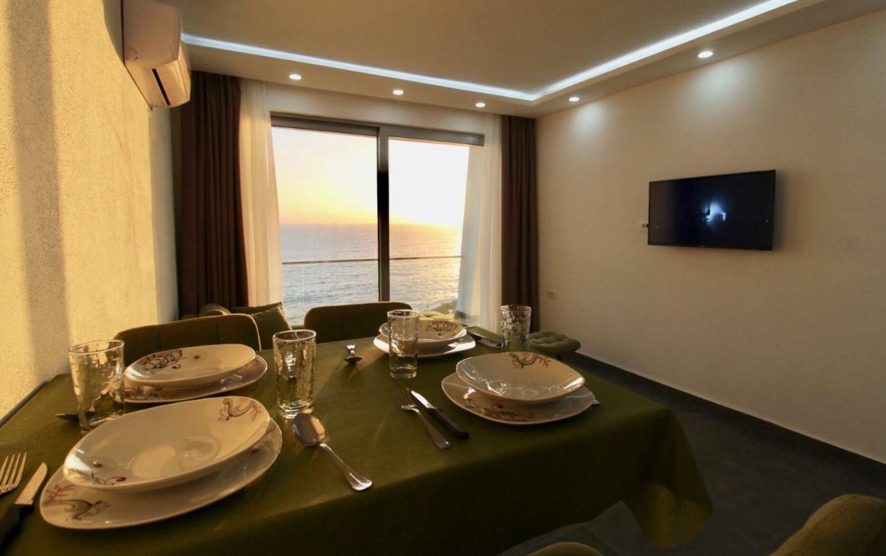 אוטייהא Apartments Komina מראה חיצוני תמונה