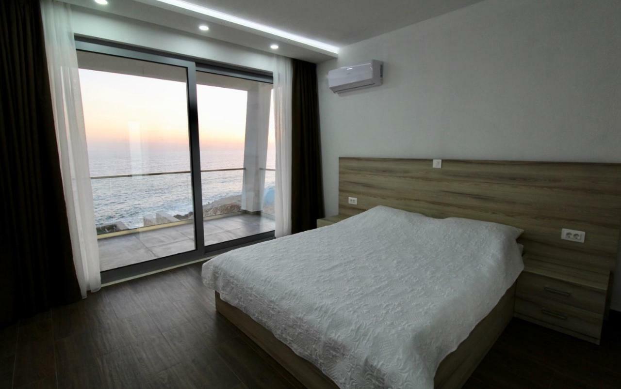 אוטייהא Apartments Komina מראה חיצוני תמונה