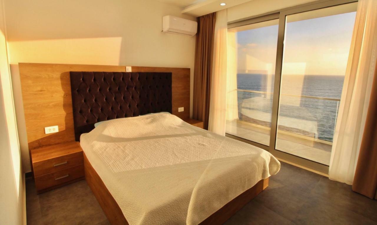 אוטייהא Apartments Komina מראה חיצוני תמונה