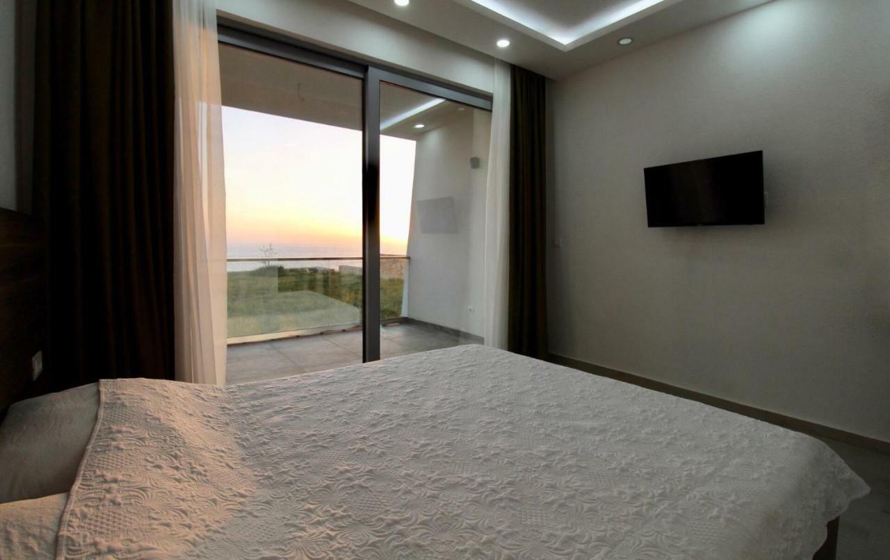 אוטייהא Apartments Komina מראה חיצוני תמונה