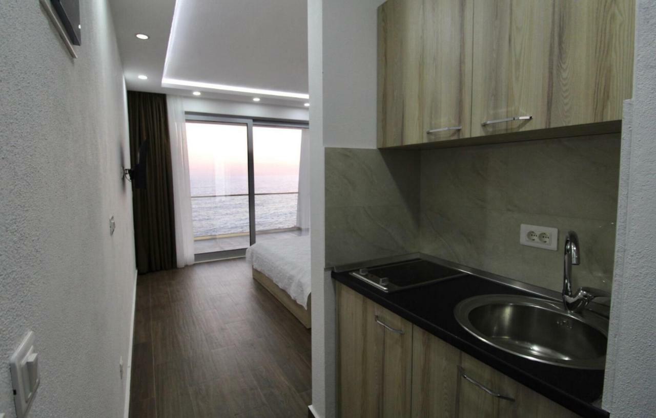 אוטייהא Apartments Komina מראה חיצוני תמונה