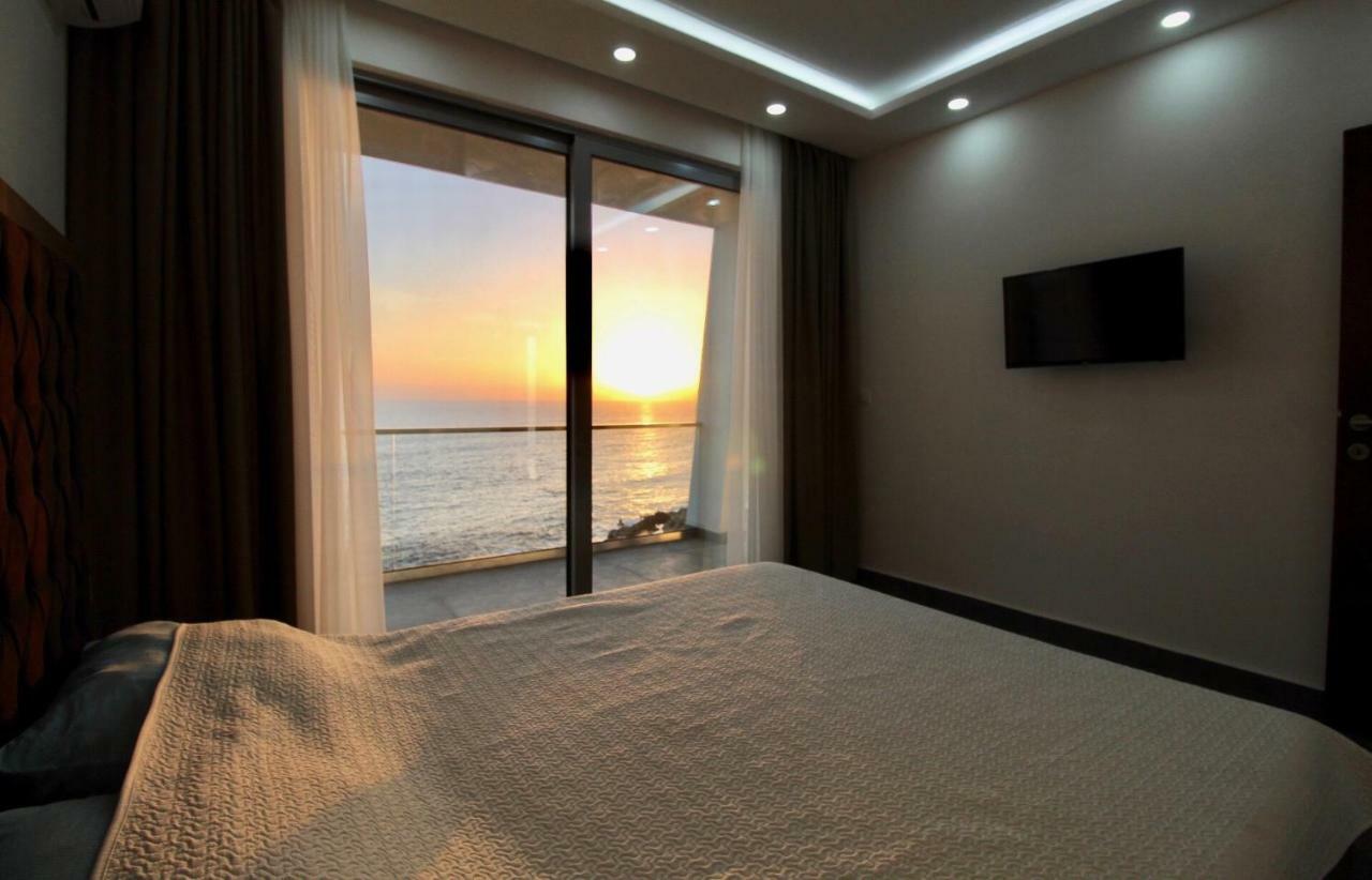 אוטייהא Apartments Komina מראה חיצוני תמונה
